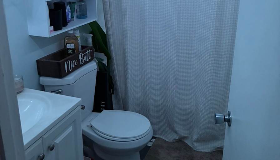 Dale's room