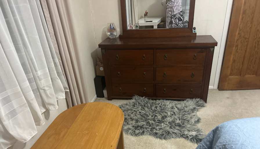 Royce's room