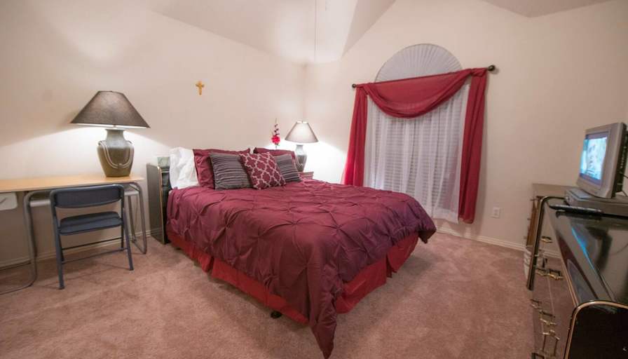Marlo's room