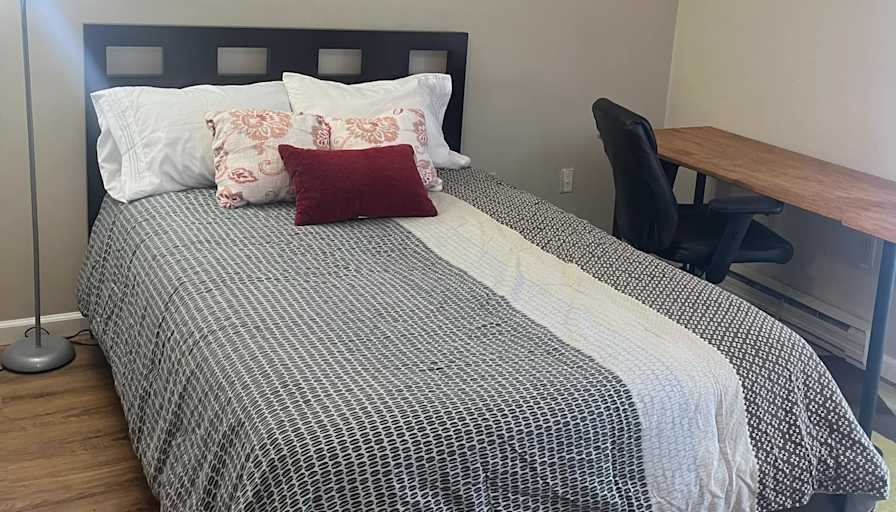 Carolina's room