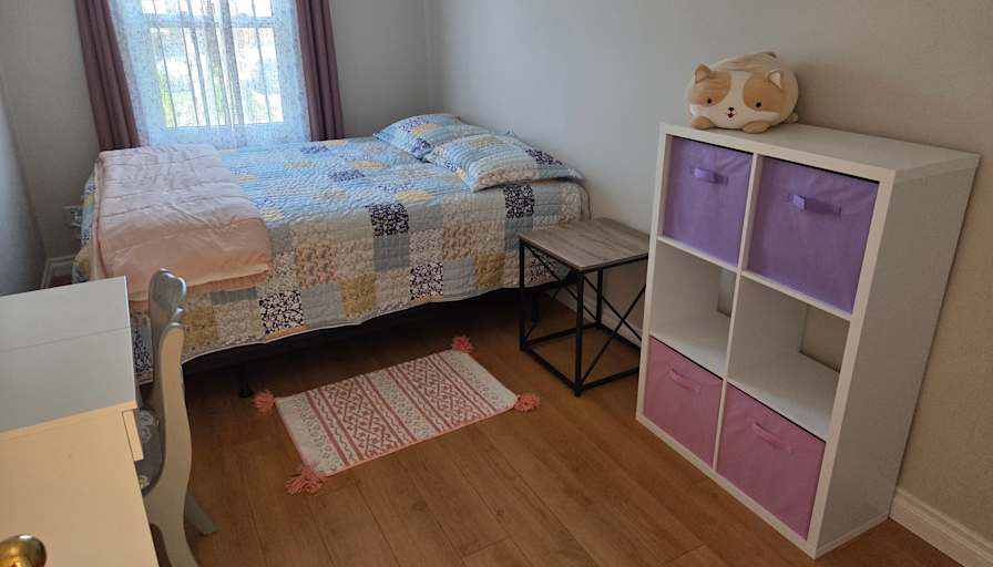 Anna's room