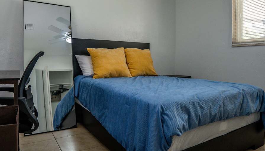 PadSplit's room