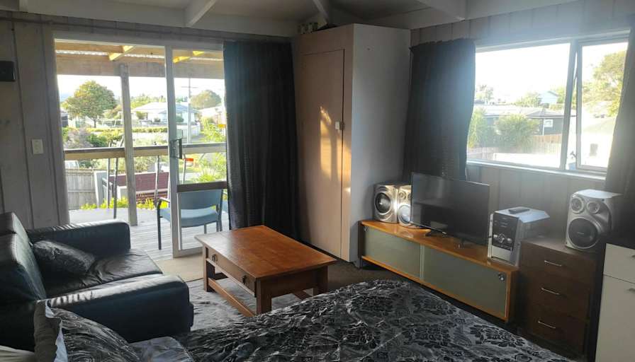 D's room