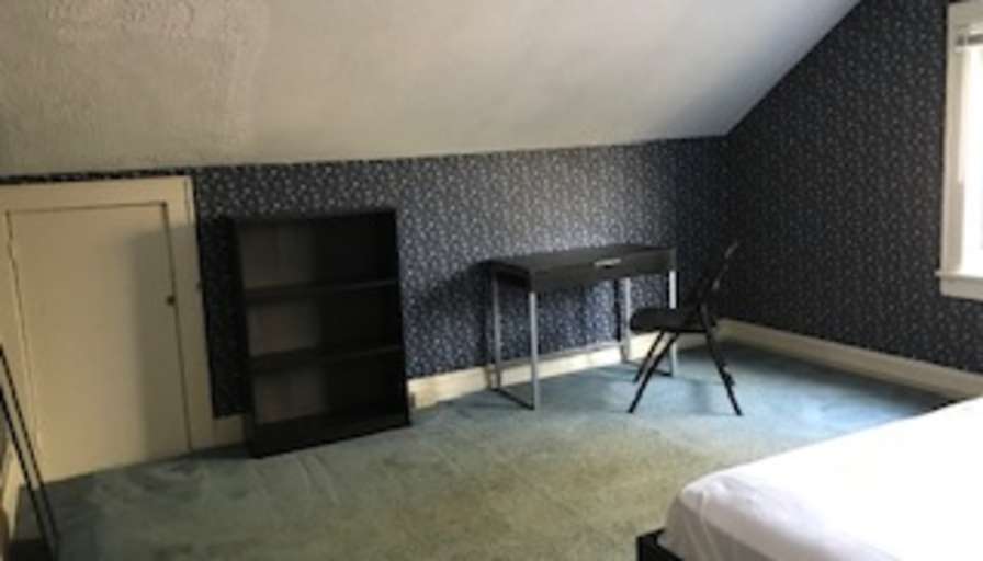 Craig's room