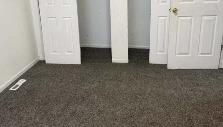 recently renovated's room