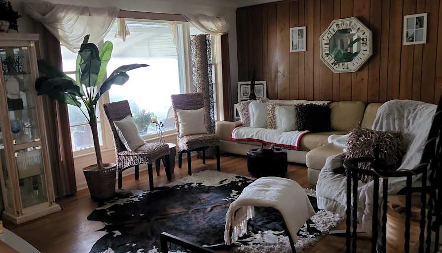 Kim's room