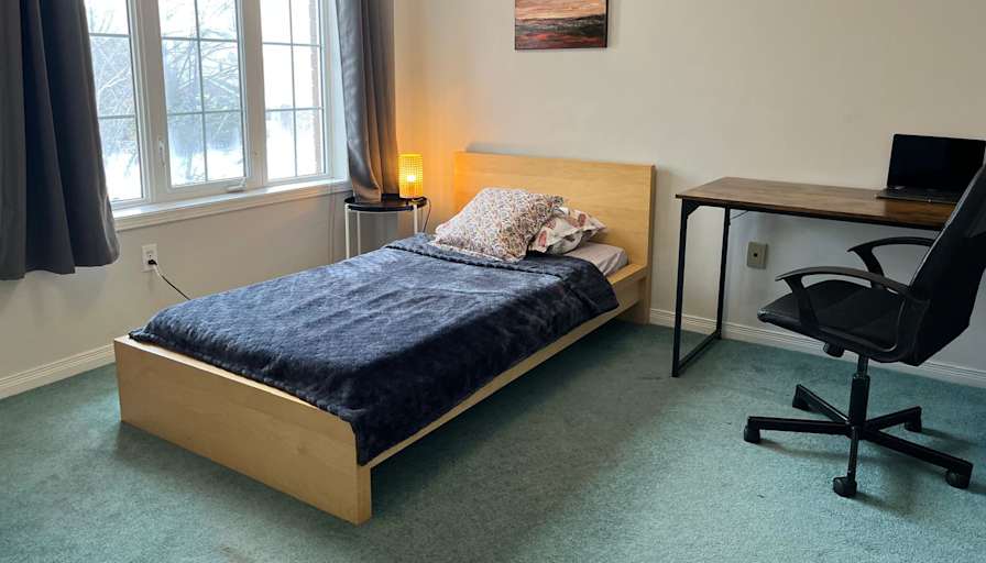 Vic's room