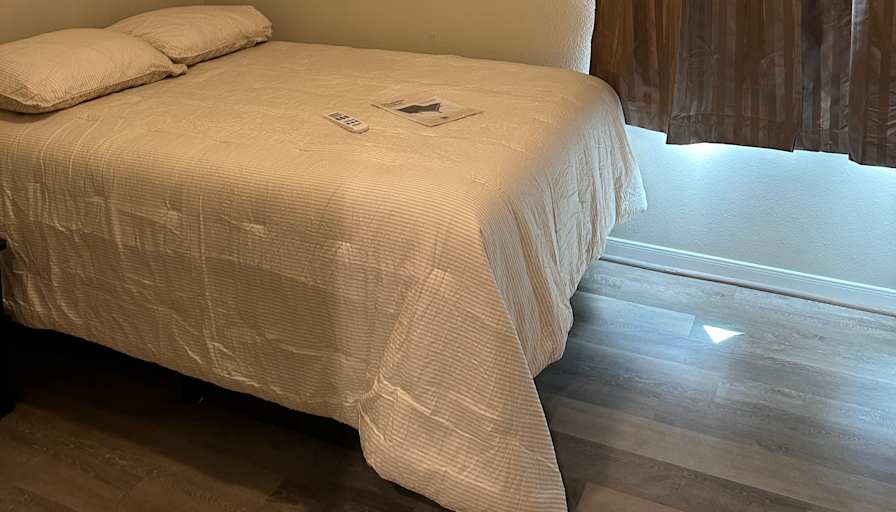 MATTHEW WOOD's room