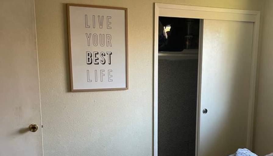 laura's room