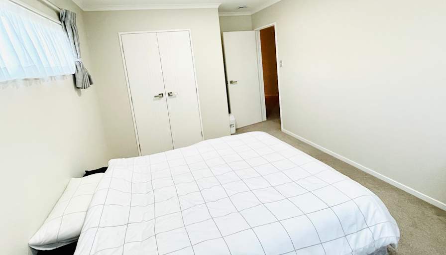Kinns's room