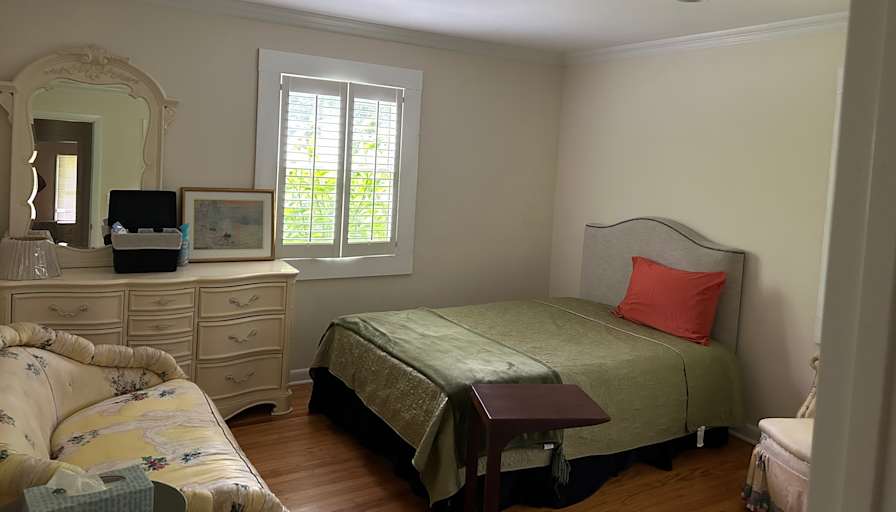 Gail's room
