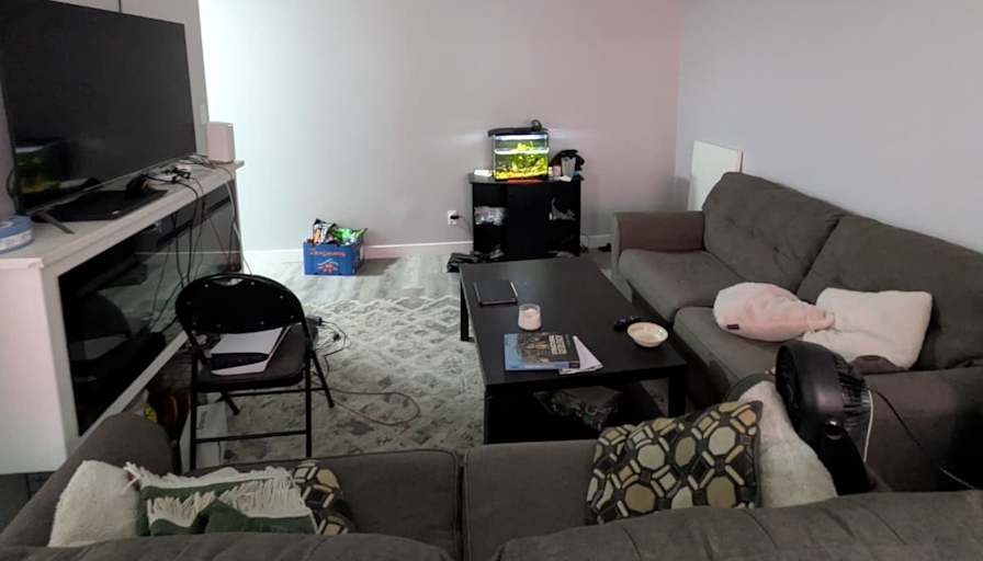 Juan's room