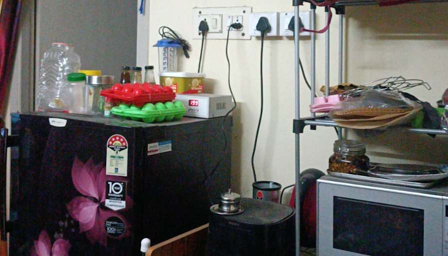 PriyanalliR's room