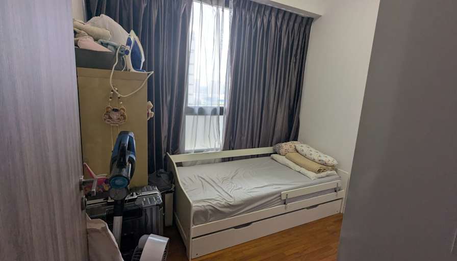 Shirley Tan's room