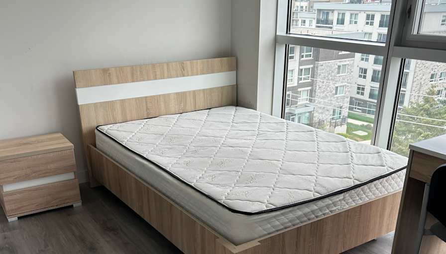 Sam Maini's room