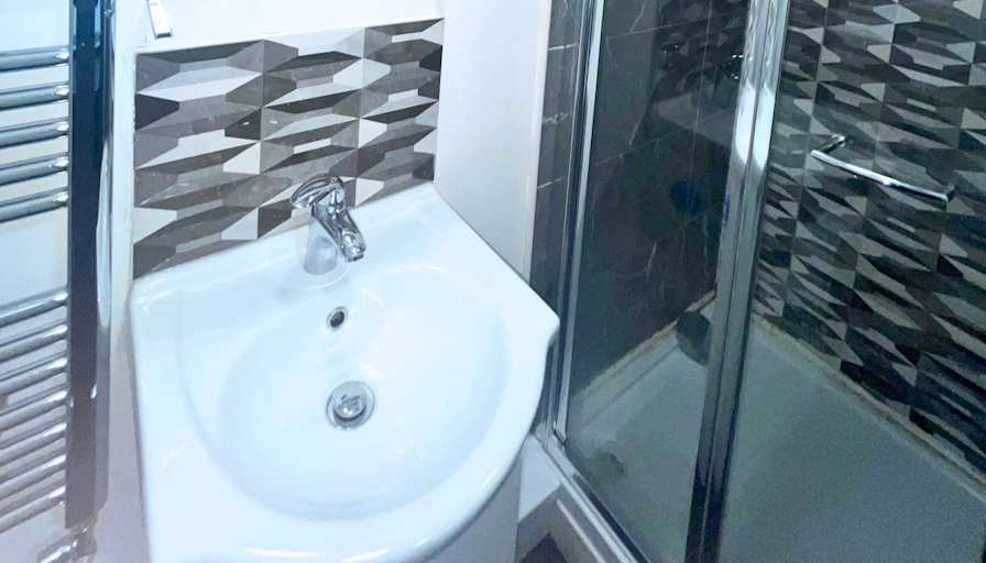 Upper Residence Property Ltd.'s room