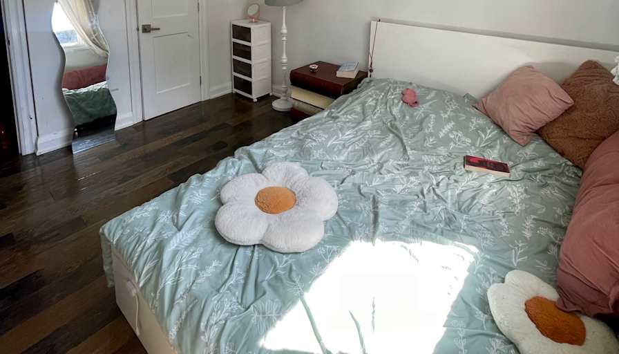 Victoria's room