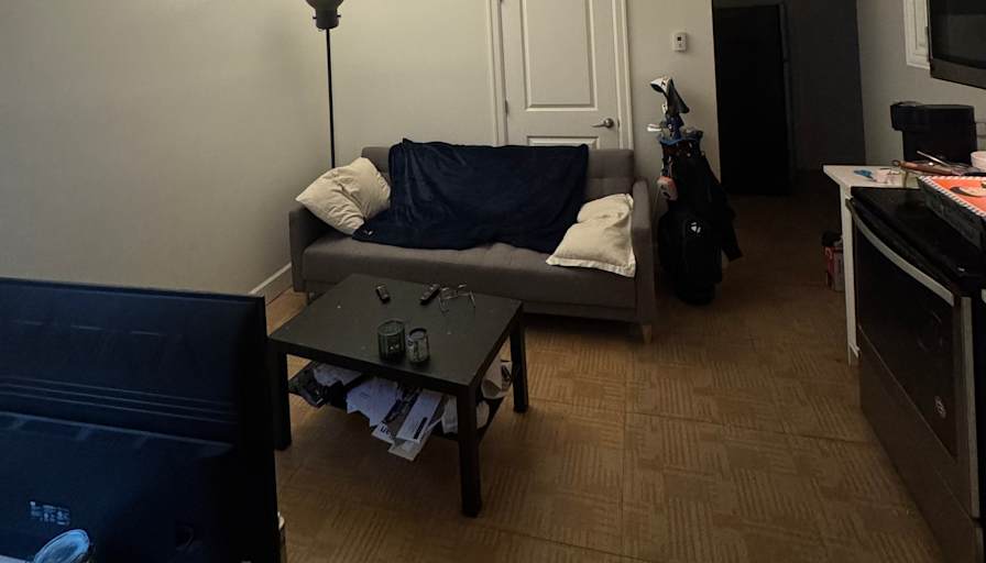 Saar's room