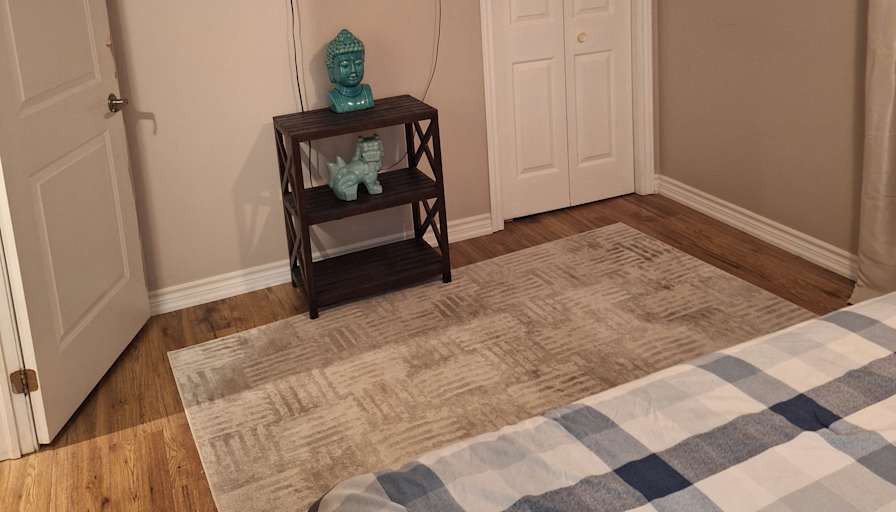 greg smith's room