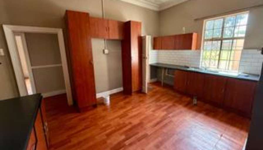 Tshikani's room