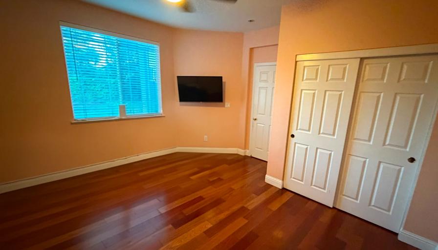 Kavi's room