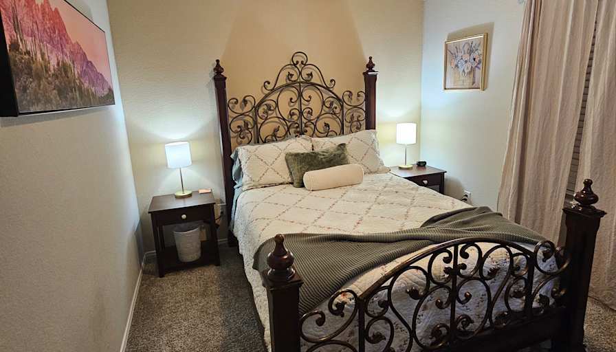Celi G.'s room
