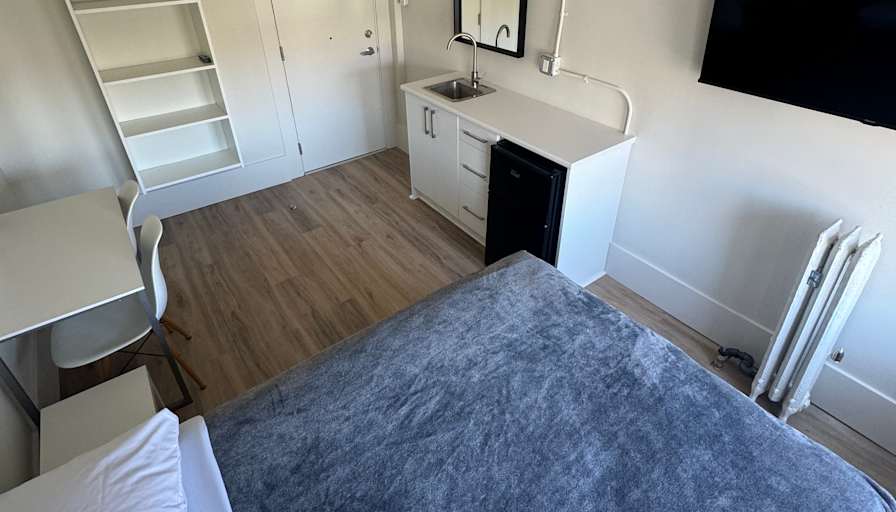 Jashandeep's room