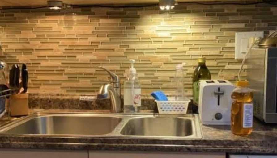 redjo tjhiong-sie's room