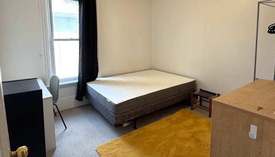 Lia's room