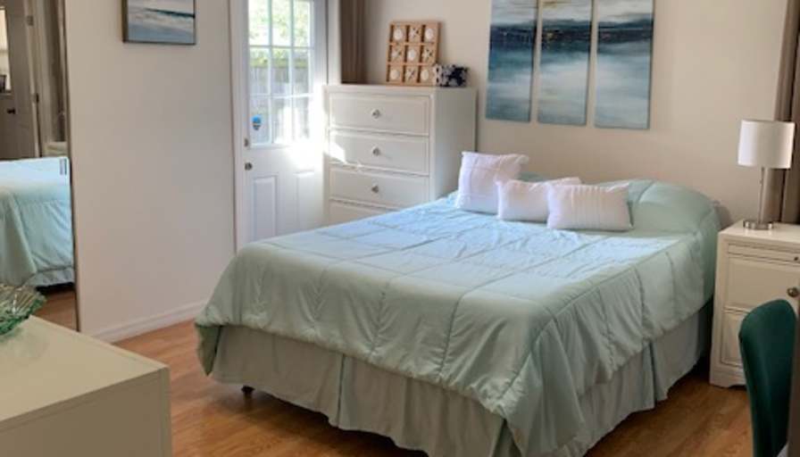 Ellen's room
