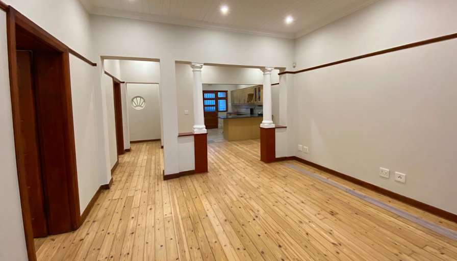 Simon's room