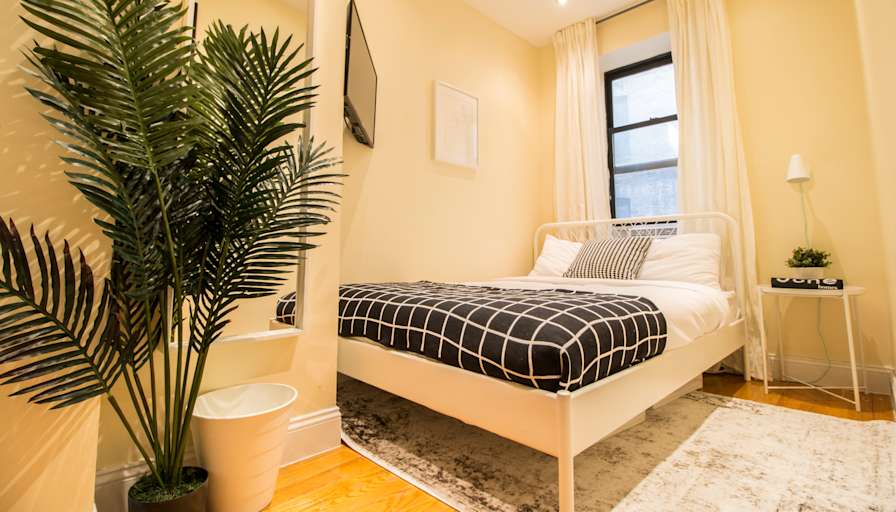 Sam June's room
