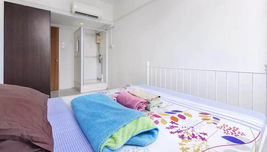 Roomy's room