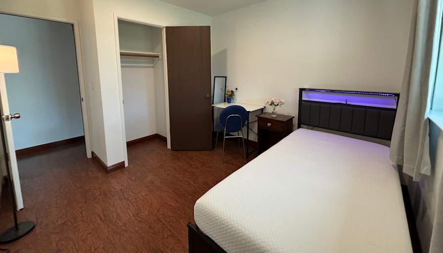 Lin's room