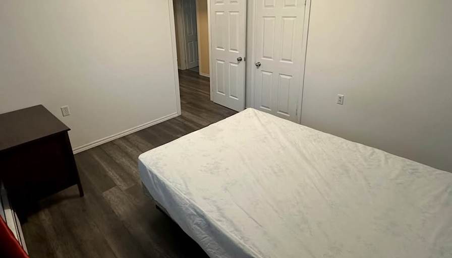 Jonathan Bonaobra-Bryan's room