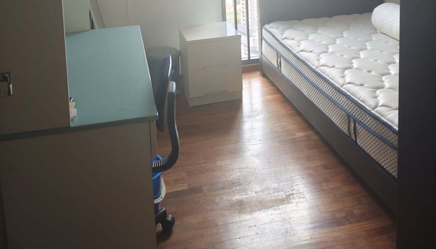 john's room