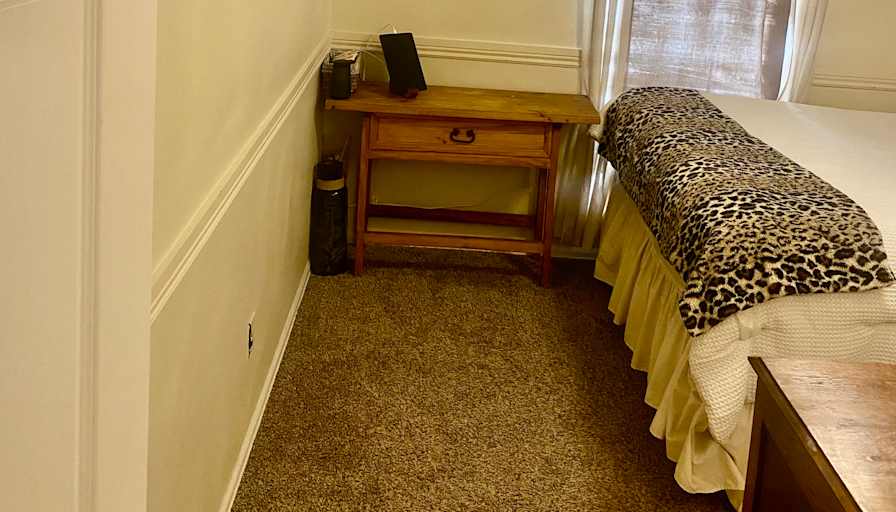 Mariah Del rio's room