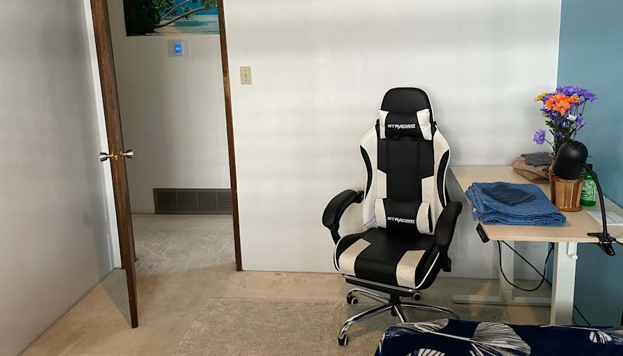Brian Waines's room