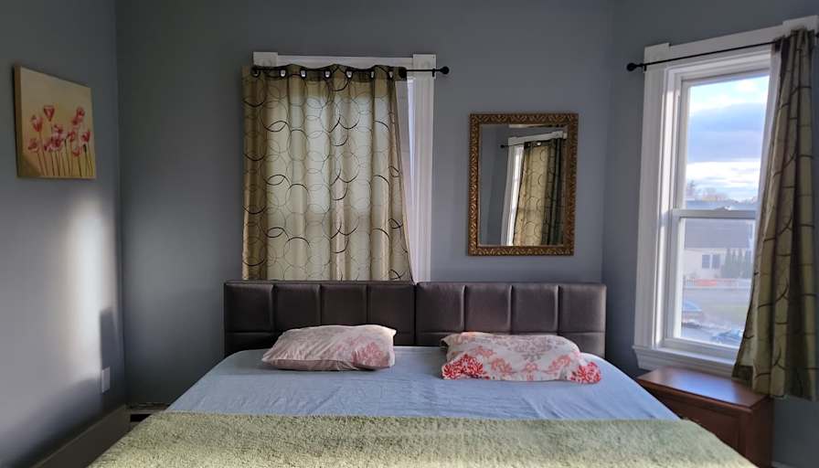 Senthil's room