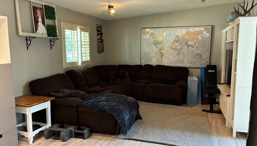 Teigan Tkachuk's room
