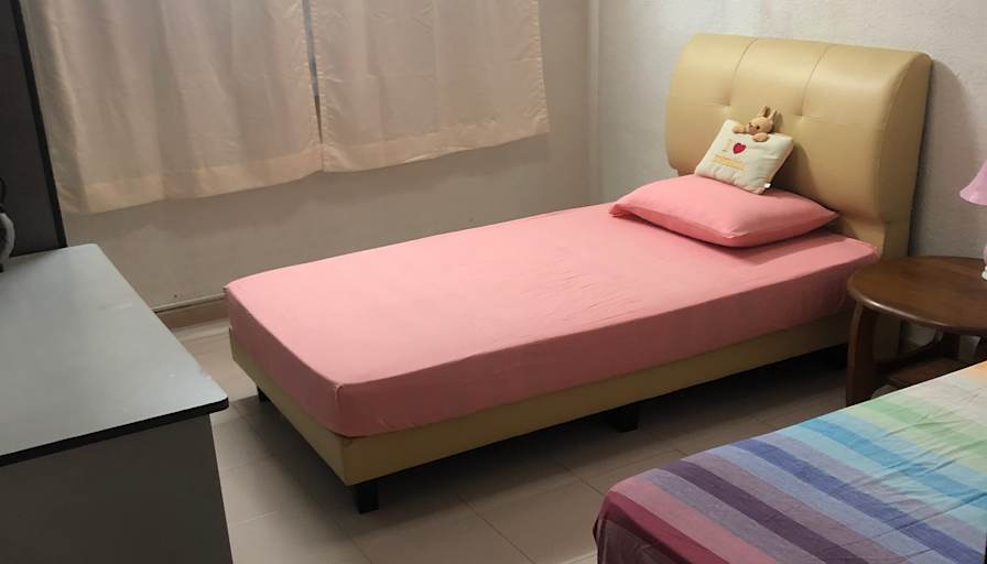 Wei Ying Luo's room