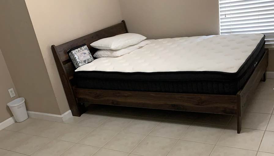 Omely's room