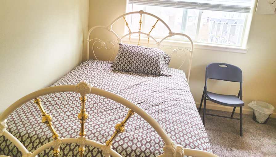 Oyin's room