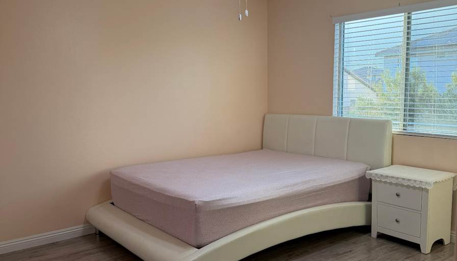 DOROTHY's room