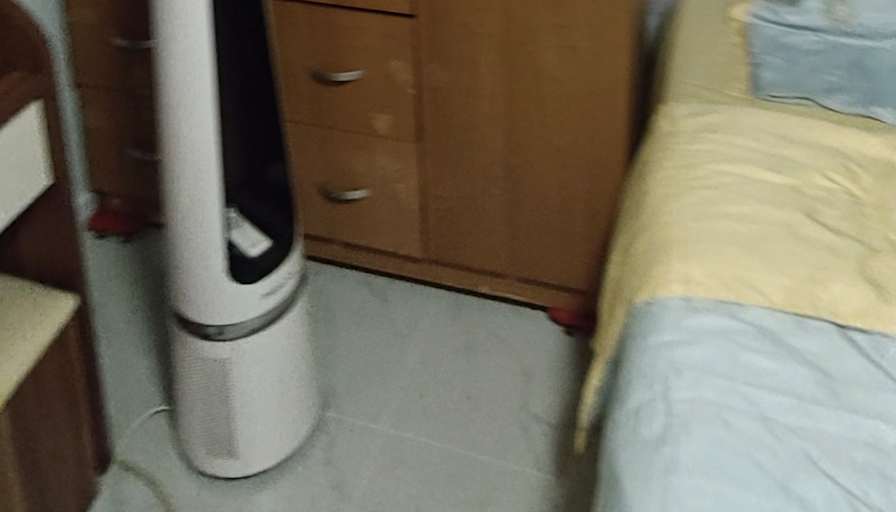 Keng Ling's room