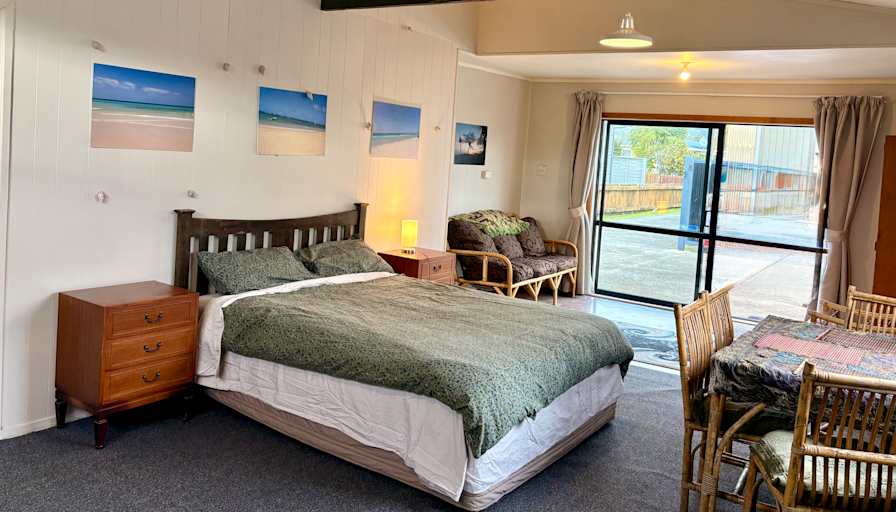 Dana Paranihi White's room