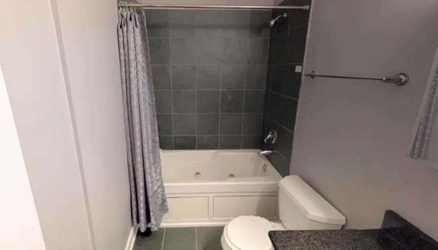 Gorgeous Private room available's room