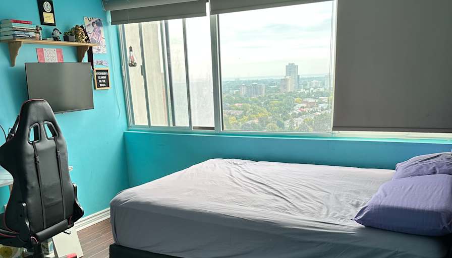 Suman's room