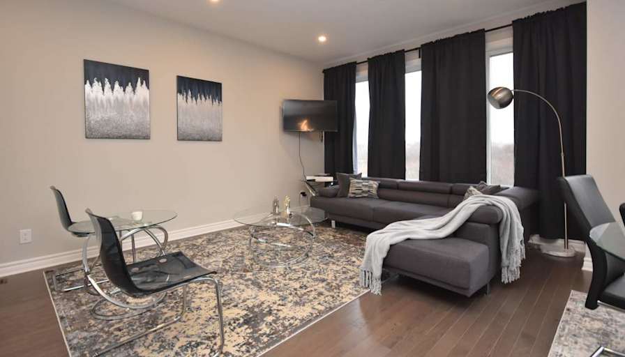 Rent In Ottawa Property Management Inc's room
