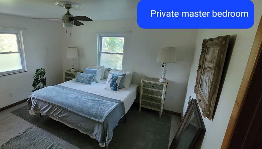 Ron & Jamie's room